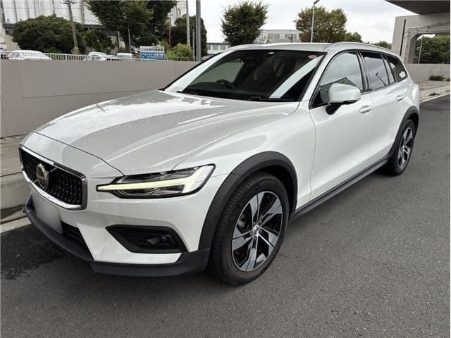 VOLVO VOLVO V60 CROSS COUNTRY