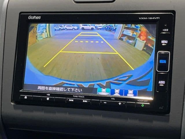 Car thumbnail 4