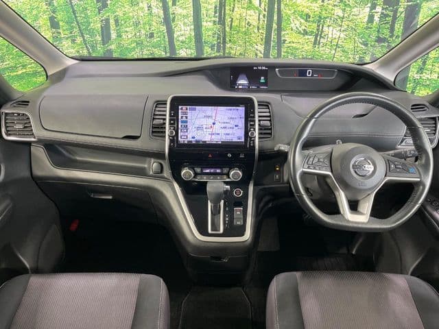 NISSAN