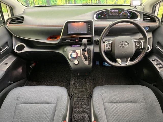 Car thumbnail 2