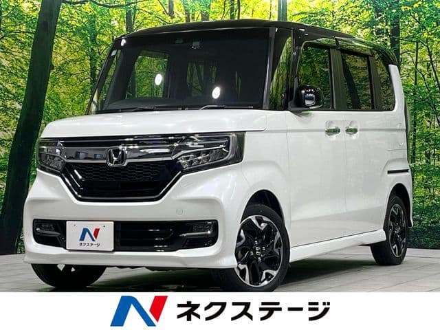 HONDA N BOX CUSTOM 4WD
