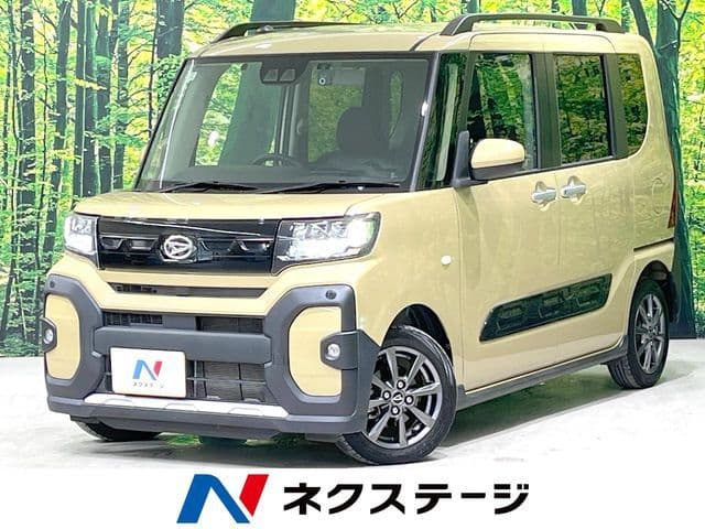DAIHATSU TANTO FAN CROSS