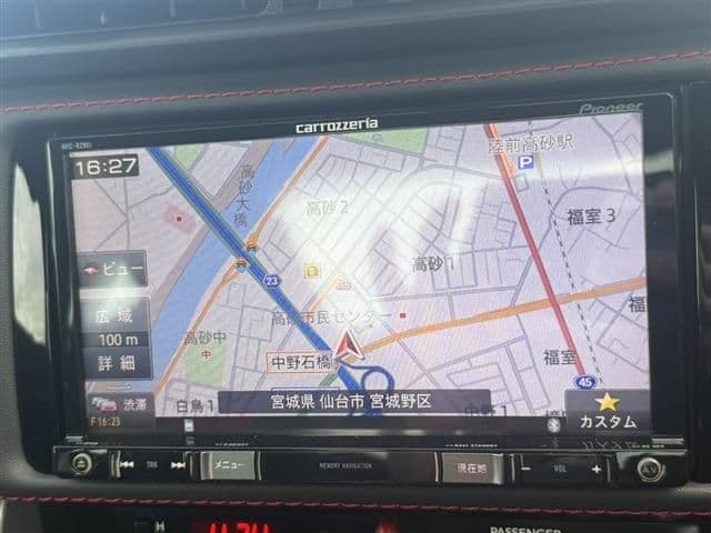 Car thumbnail 3