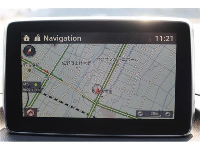Car thumbnail 3