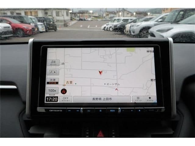 Car thumbnail 3