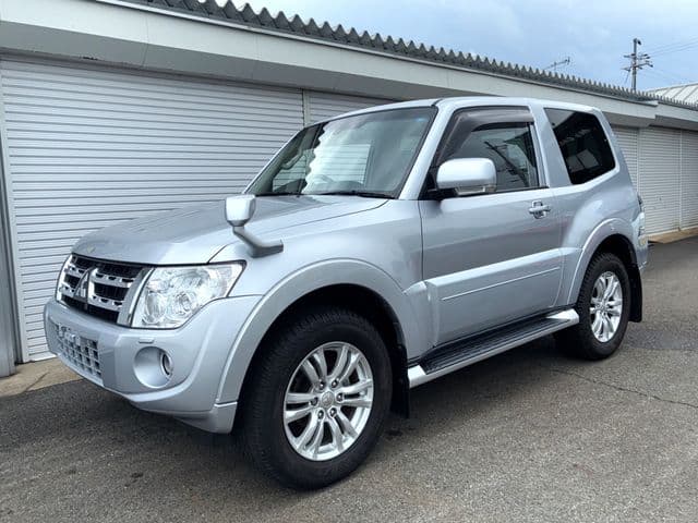 MITSUBISHI PAJERO wagon