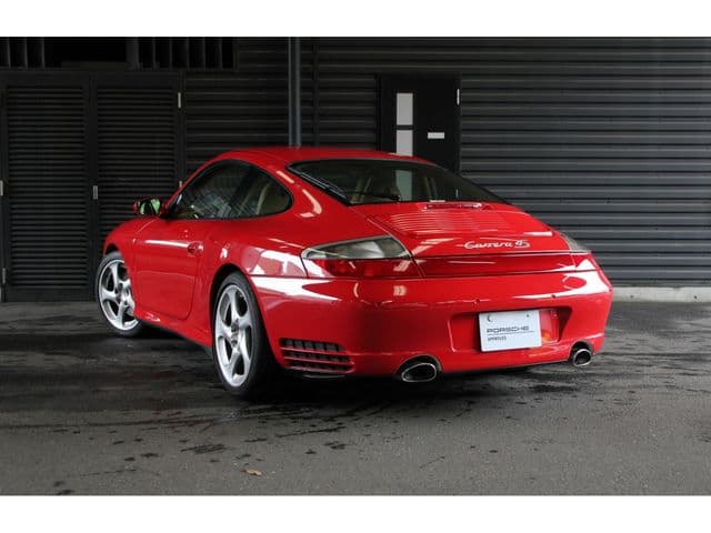 Car thumbnail 3