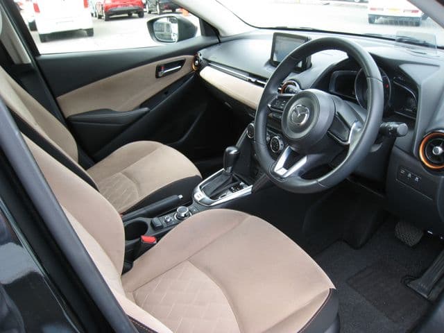Car thumbnail 2