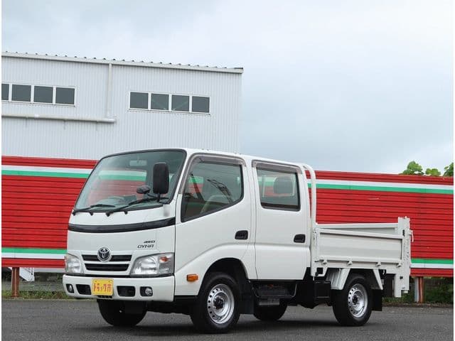TOYOTA DYNA