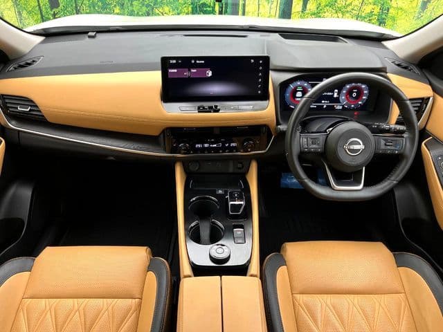 NISSAN