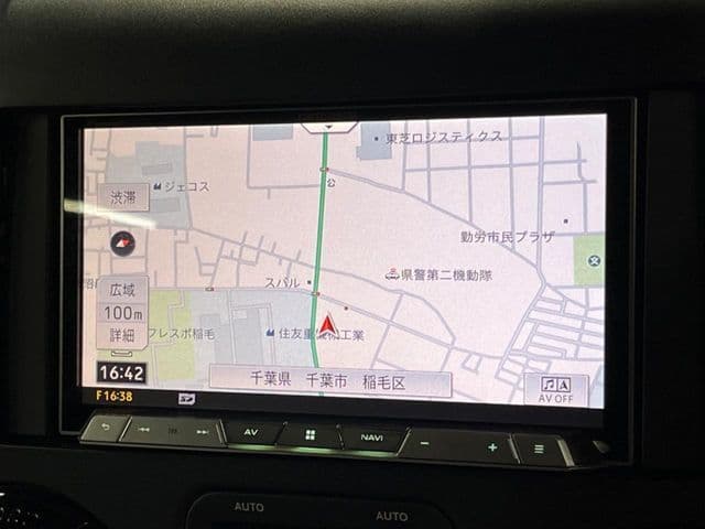 Car thumbnail 4