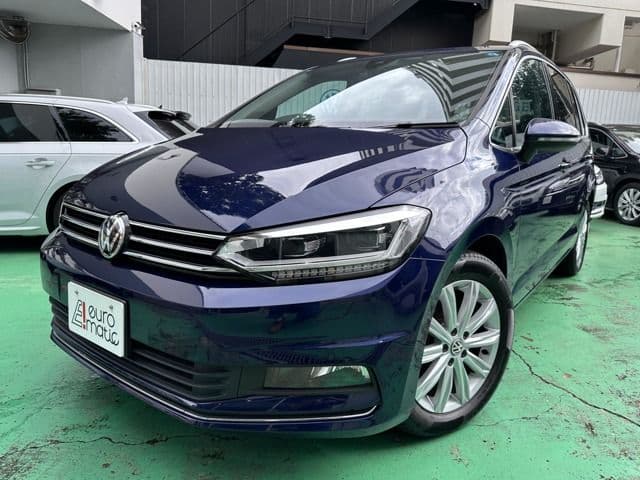 VOLKSWAGEN VOLKSWAGEN GOLF TOURAN