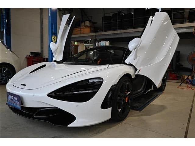 ENGLAND Others Mclaren 720S
