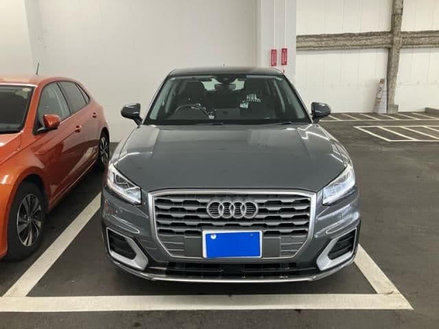 Car image 1