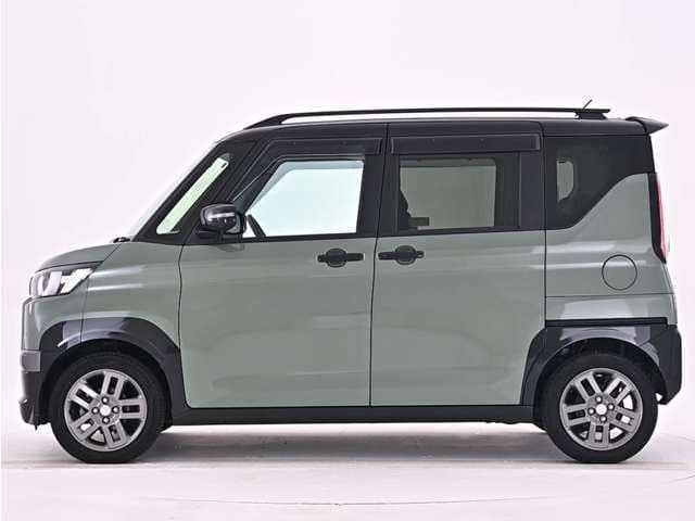 Car thumbnail 3