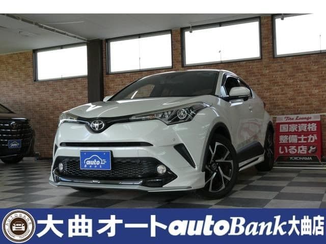 TOYOTA C-HR 4WD