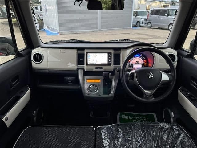 Car thumbnail 4