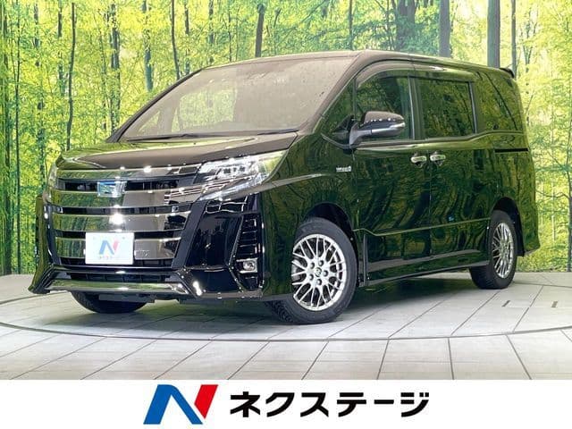 TOYOTA NOAH HYBRID