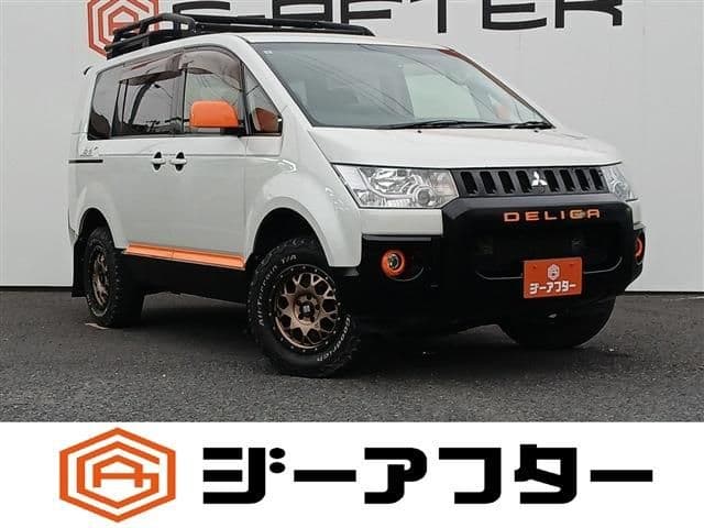 MITSUBISHI DELICA D:5 4WD