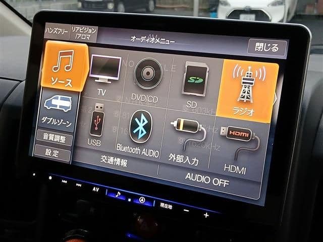 Car thumbnail 4