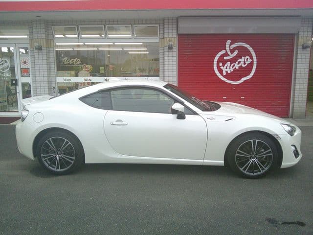 Car thumbnail 4