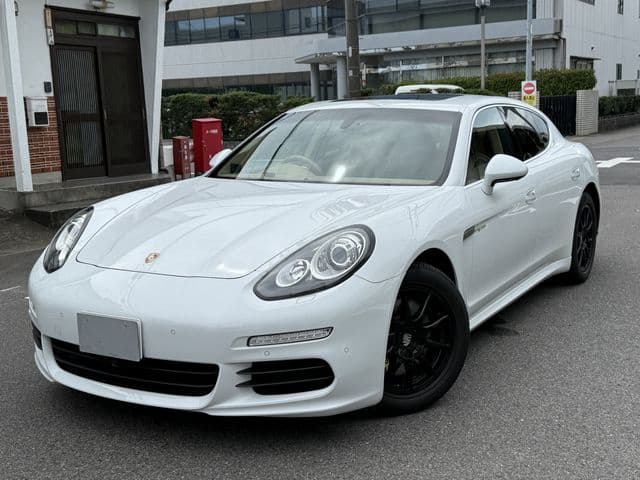 Car image 1