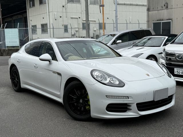 Car thumbnail 3