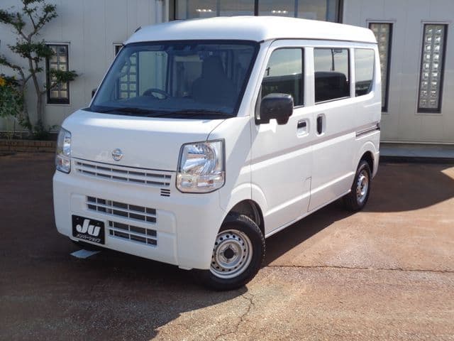 NISSAN NV100 CLIPPER 4WD
