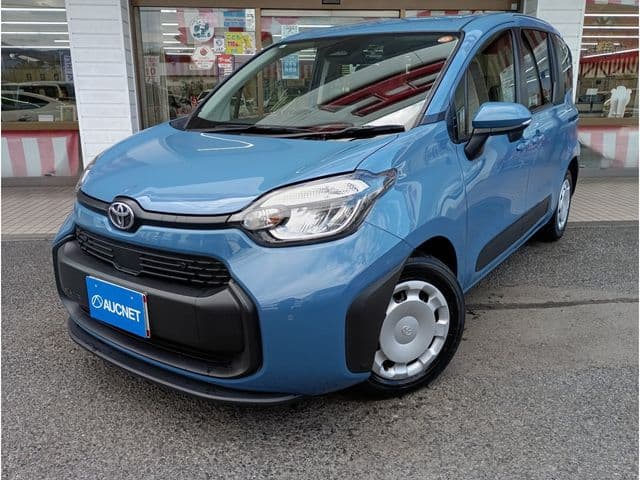 TOYOTA SIENTA HYBRID