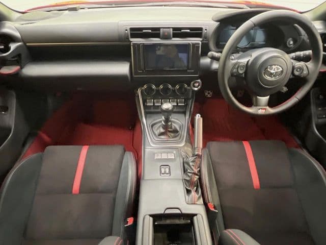 Car thumbnail 2