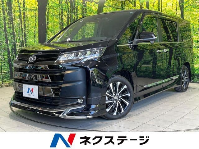 TOYOTA NOAH