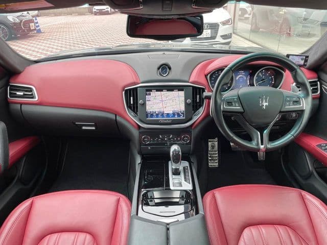 Car thumbnail 2