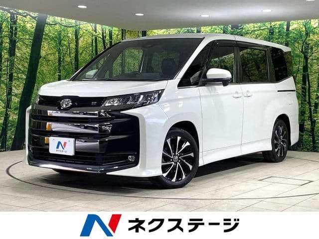 TOYOTA NOAH