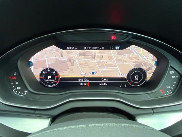 Car thumbnail 4