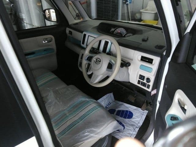 Car thumbnail 2