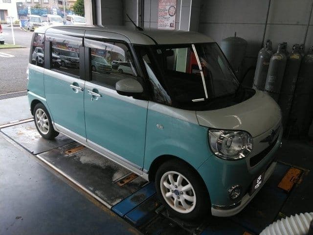 Car thumbnail 3
