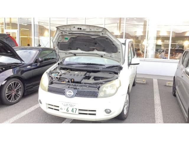 NISSAN LAFESTA 4WD