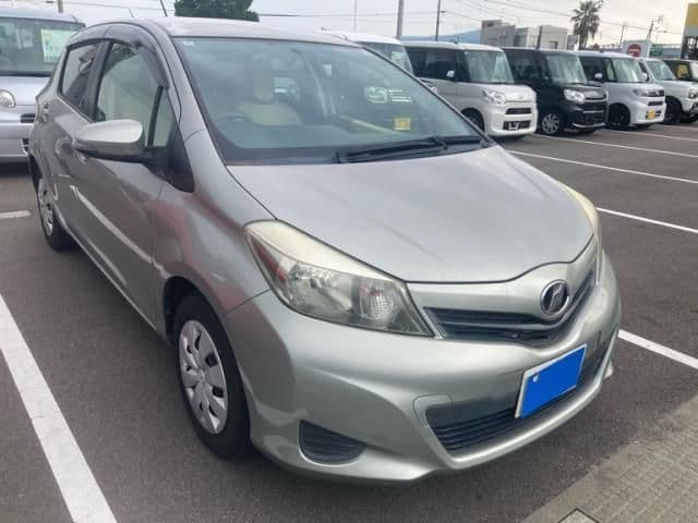TOYOTA VITZ