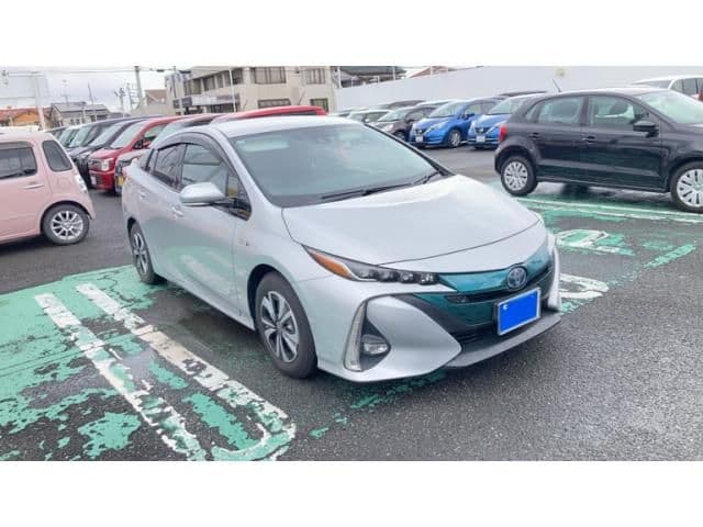 TOYOTA PRIUS PHV