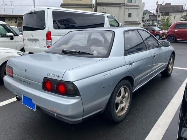 Car thumbnail 3