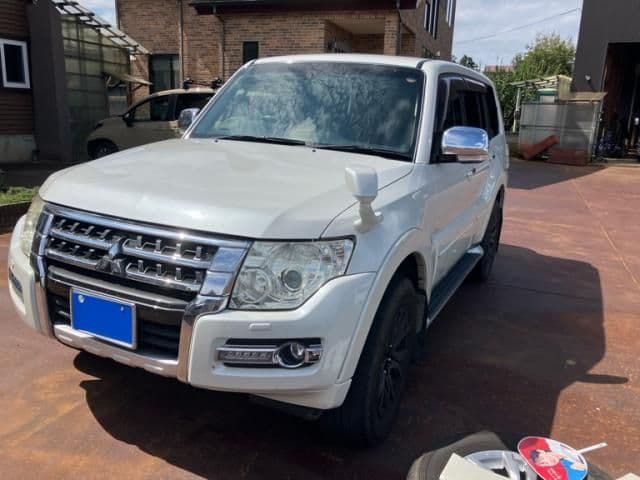 MITSUBISHI PAJERO wagon