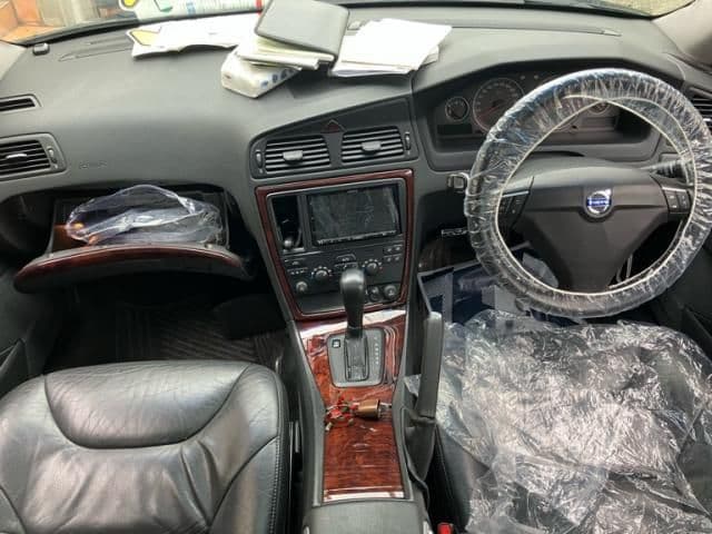 VOLVO VOLVO V70