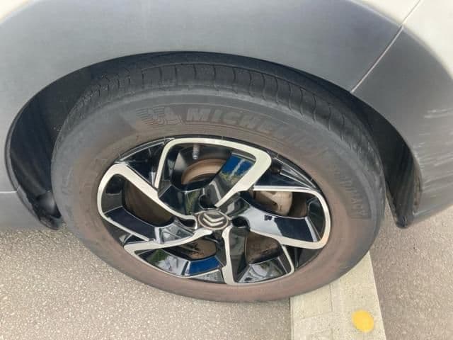 Car thumbnail 4