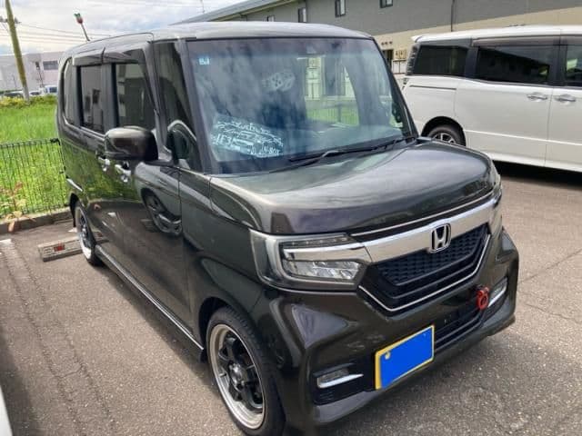 HONDA N BOX CUSTOM