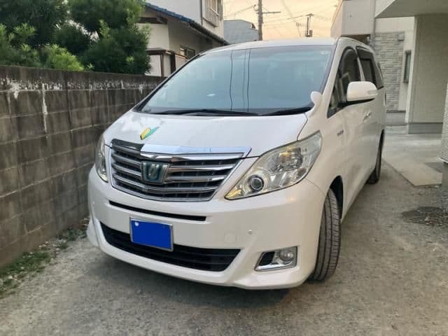 TOYOTA ALPHARD hybrid 4WD