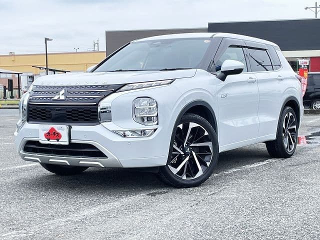 MITSUBISHI OUTLANDER PHEV