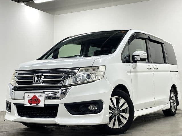 HONDA STEPWAGON SPADA