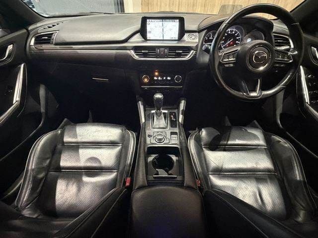 Car thumbnail 3