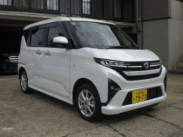 DAIHATSU MOVE 4WD