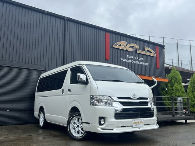 TOYOTA HIACE van 4WD